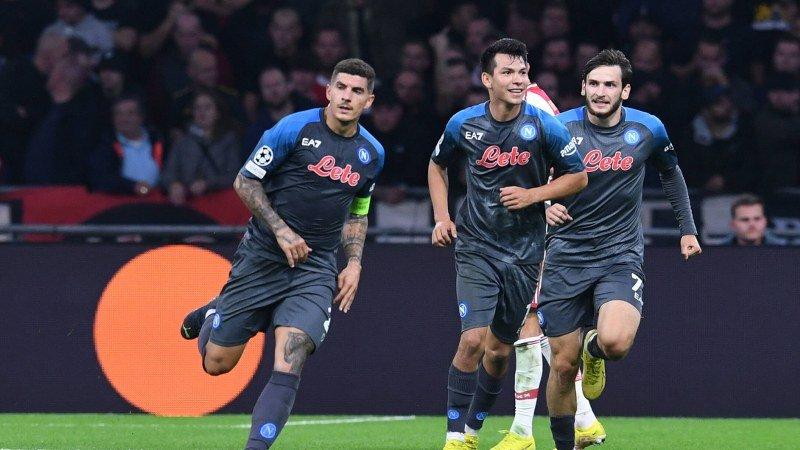 Napoli deplasmanda Ajax'ı paramparça etti: 6-1