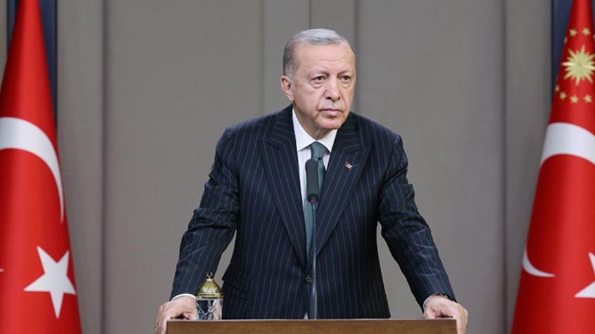 Cumhurbaşkanı Erdoğan iki kişinin cezasını kaldırdı