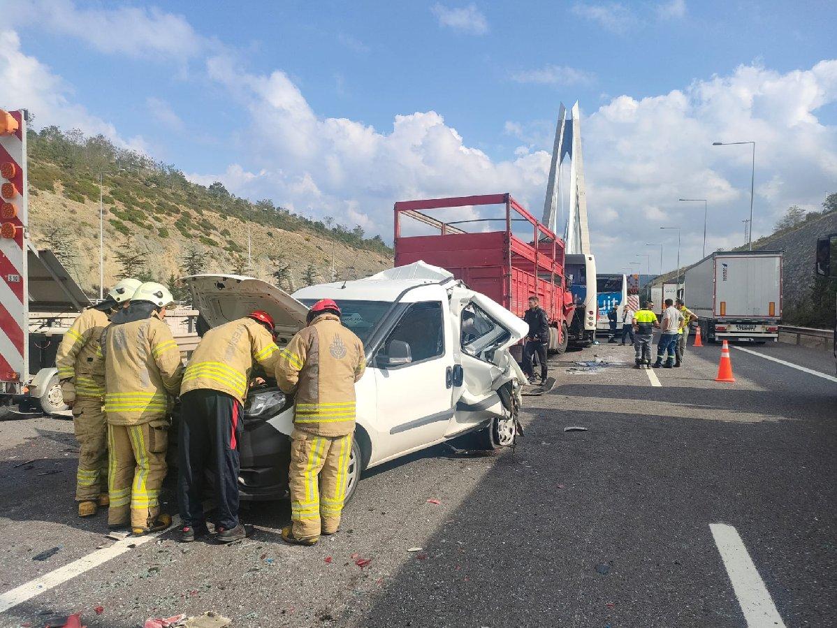 Zincirleme trafik kazasında 5 kişi yaralandı