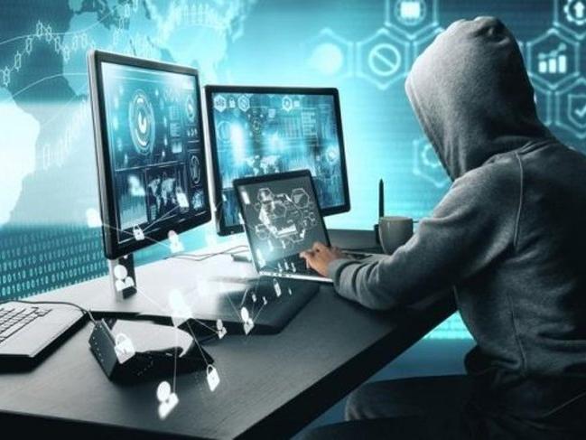 ABD'ye siber saldırı şoku! Rusça konuşan korsanlar siteleri bir bir ele geçirdi