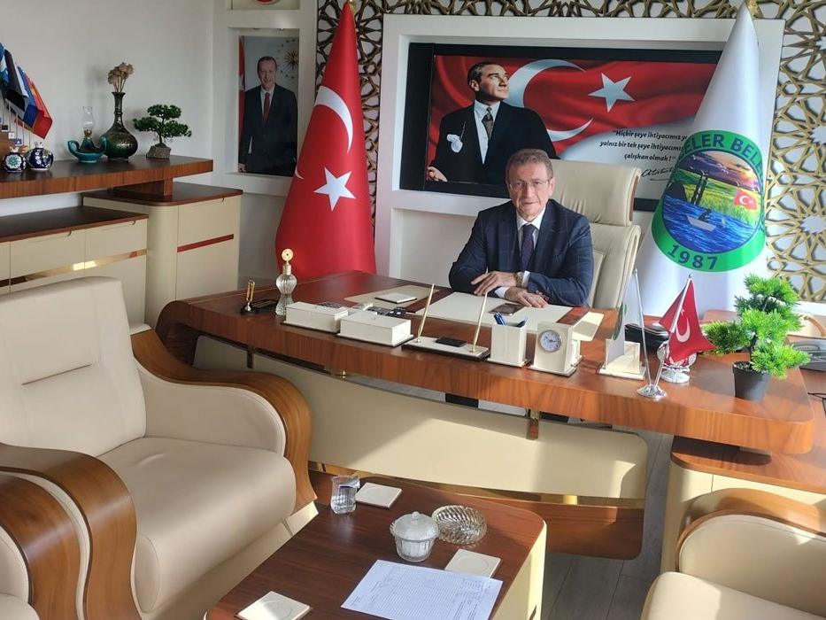 AKP’li belediyeye kayyum atandı