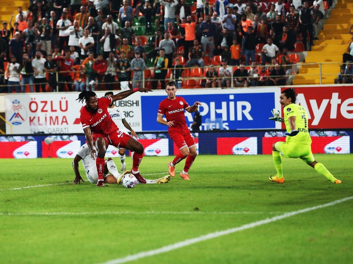 Alanyaspor Antalyaspor Maçında Gol Yağmuru - Sözcü