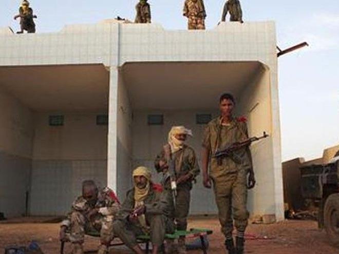 Burkina Faso’da askeri birliğe saldırıda en az 12 kişi öldü