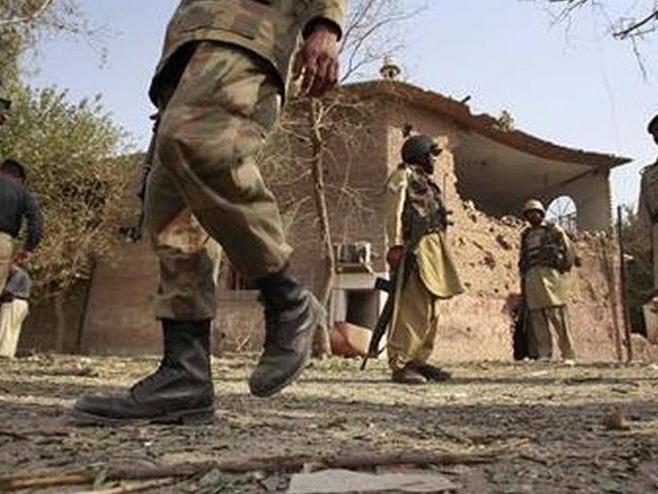 Pakistan'da güvenlik güçleri 5 saldırganı etkisiz hale getirdi