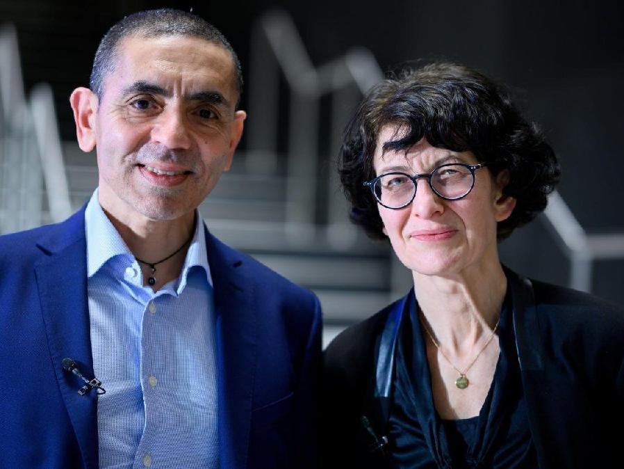Uğur Şahin ve Özlem Türeci'den kanser aşısı müjdesi: Tarih verdiler