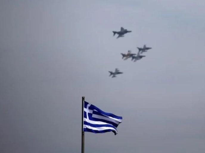 Yunan basını: Atina, Türkiye'ye karşı askeri hava üstünlüğü kazanıyor