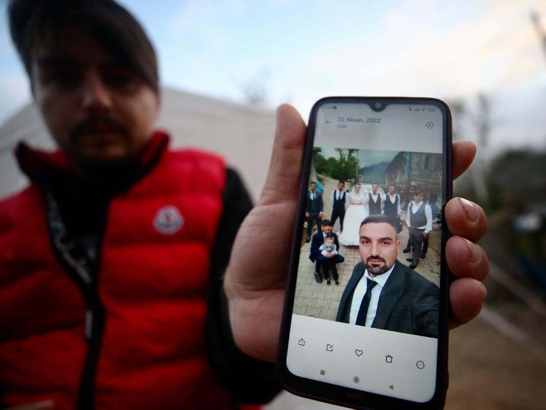 Düğün hazırlığı yaparken  madende can verdi