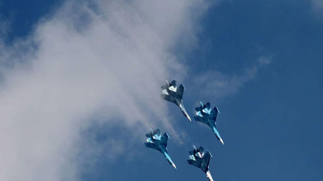 İngiltere-Rusya arasında kriz: Karadeniz üzerinde savaş uçakları hedef aldı