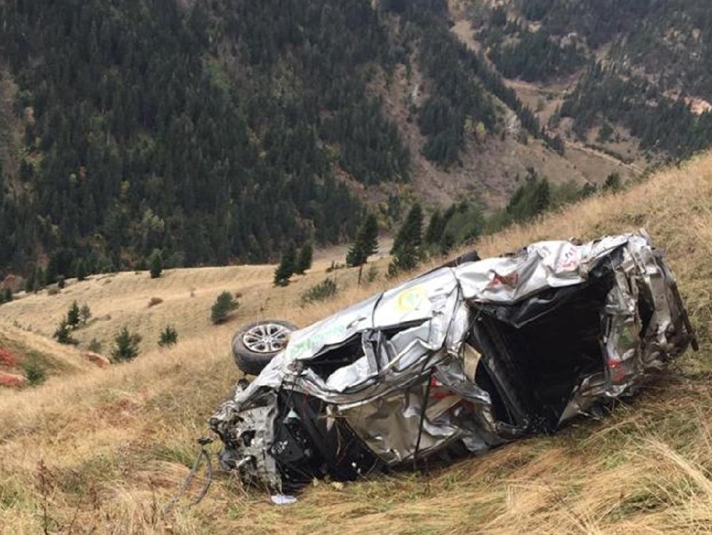 Orman görevlilerinin içinde bulunduğu araç kaza yaptı: 1 ölü 4 yaralı