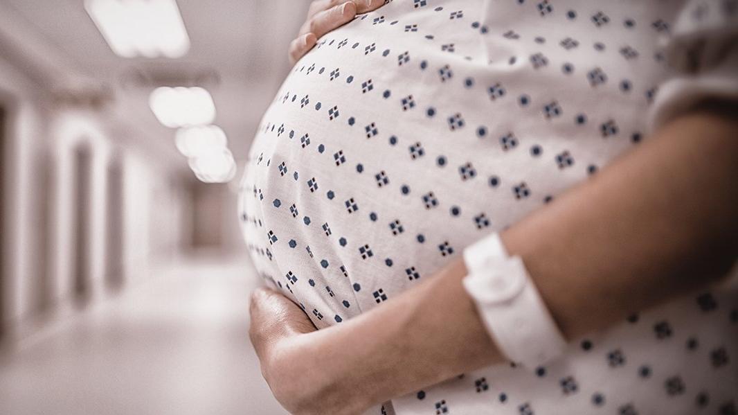 Hamile olduğu için işe almamak cinsel ayrımcılık sayıldı