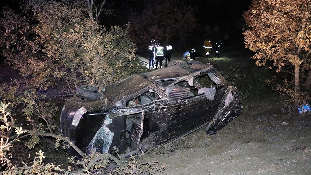 Av dönüşü feci kaza: 2 ölü, 3 yaralı