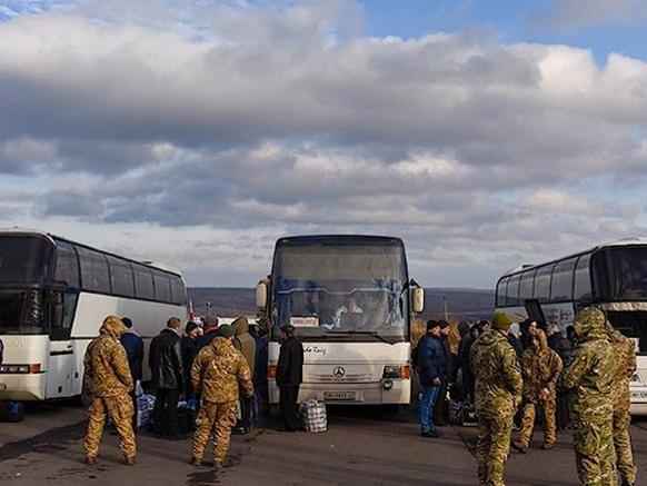 Ukrayna ile Rusya arasında yapılan esir takasında 102 kişi serbest bırakıldı