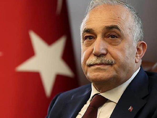 AKP'den istifa eden Fakıbaba: AKP'li vekilin adamları beni öldürecekti