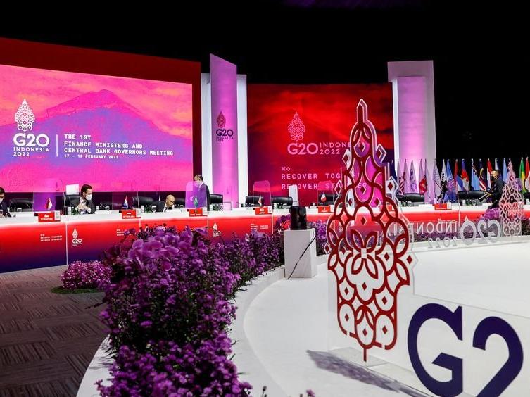 G20 liderleri krizlerin gölgesinde toplanıyor