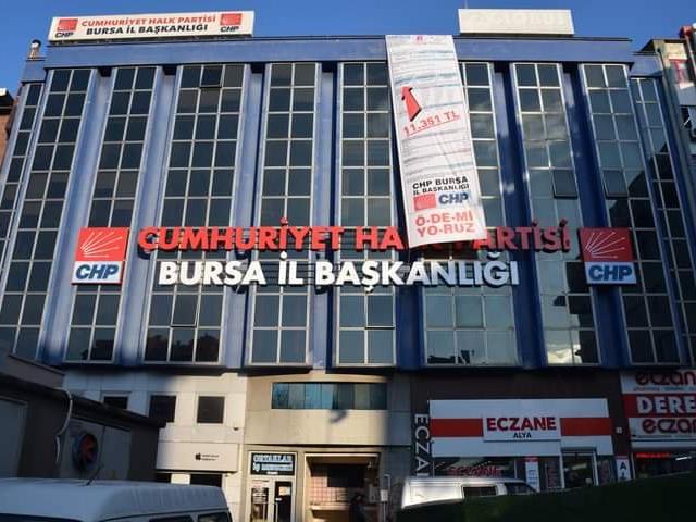 Bursa'da CHP il ve ilçe gençlik kolları görevden alındı