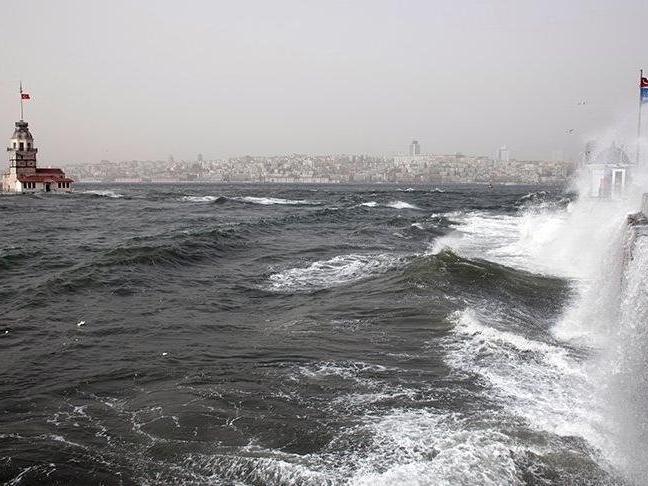 Meteoroloji 4 bölgeyi uyardı: Kuvvetli rüzgar geliyor