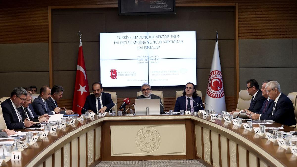 AKP'li ve CHP'li vekiller arasında sert tartışma