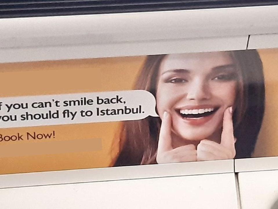 Londra'daki 'Türkiye Dişleri' reklam afişleri tartışma yarattı
