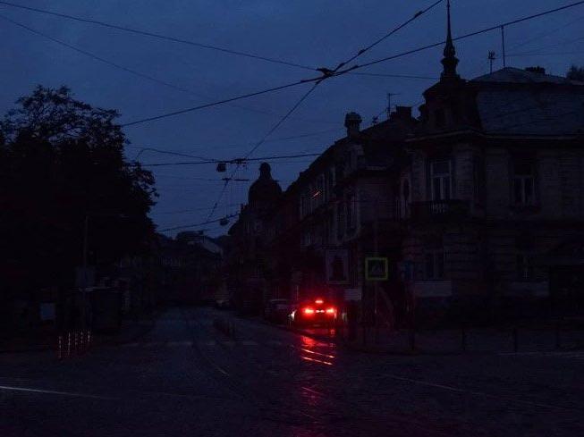 Ukrayna'da ülke çapında elektrik kesintileri olacak