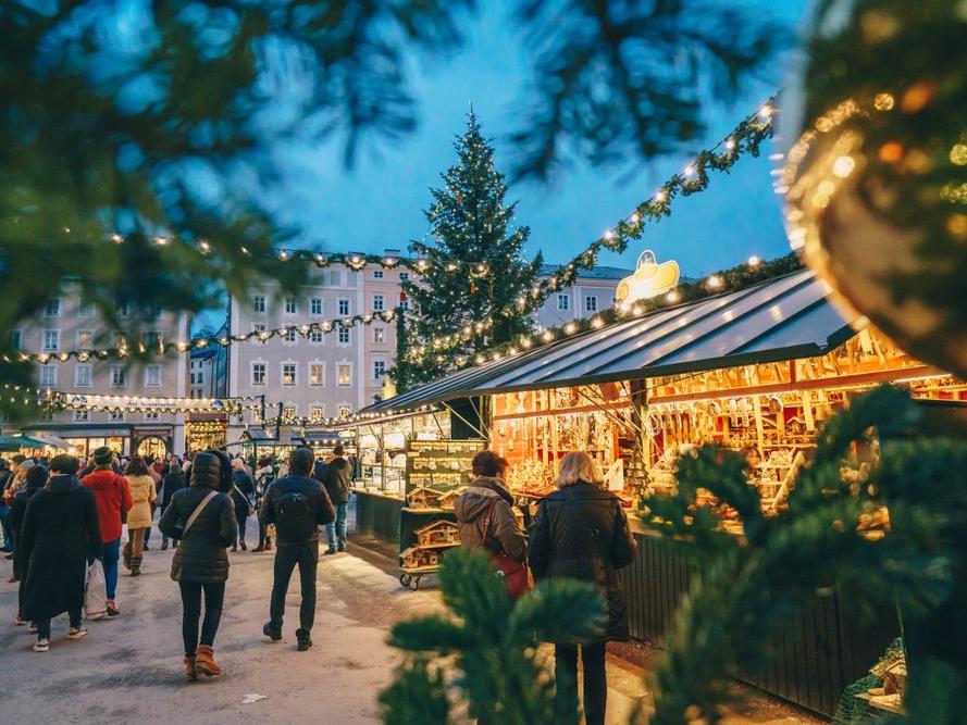 Avrupa'da enerji krizi Noel ışıklarını azaltıyor