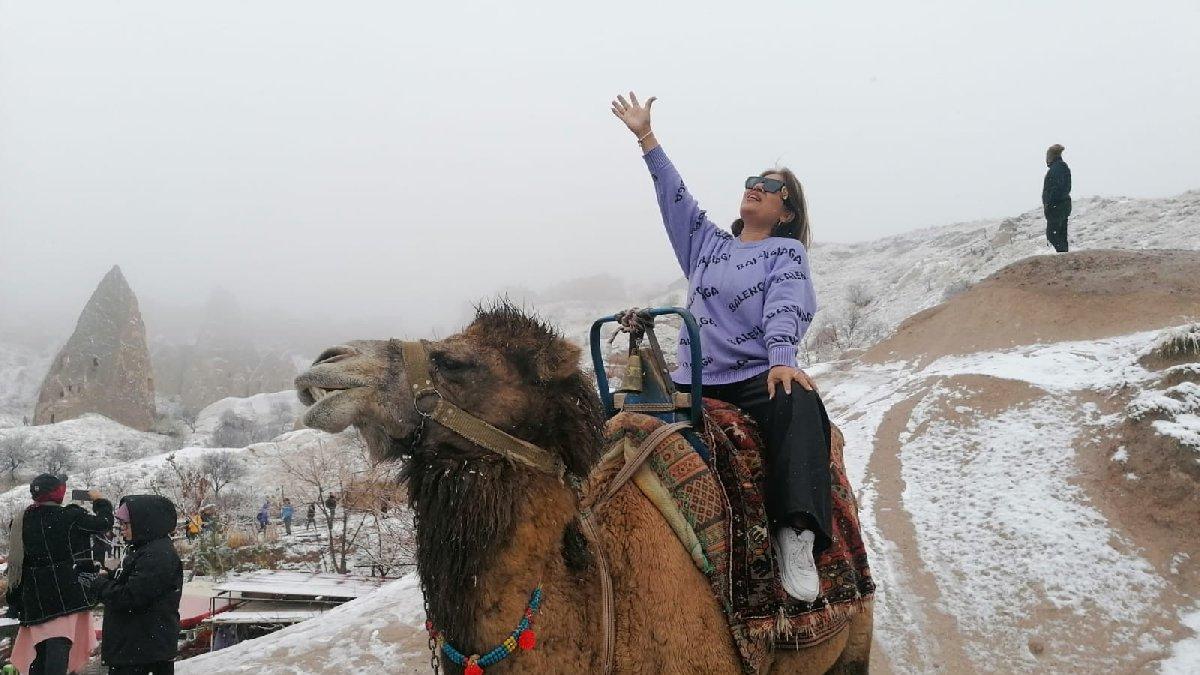 Kapadokya'da kar ve sis manzarası