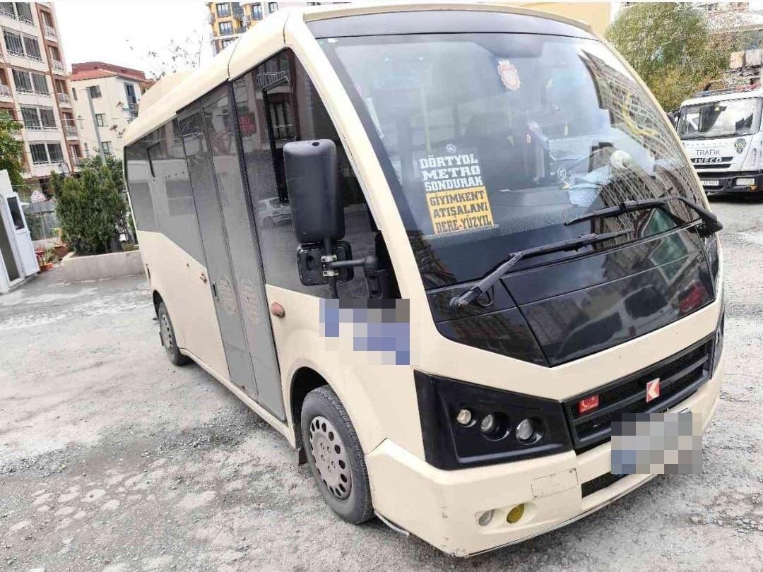 Bebek arabalı yolcuyu minibüsten indiren sürücüye ceza