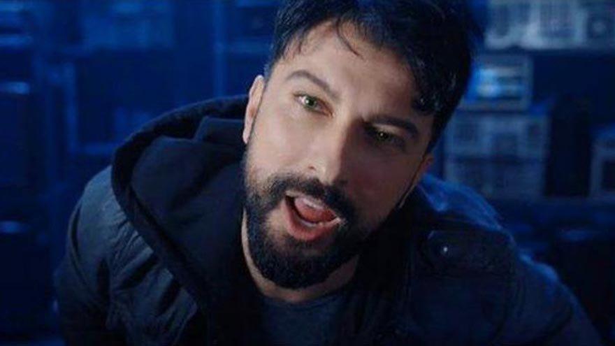 Tarkan'dan tepkilere yanıt: Ben susarım ama şarkılarım rahat durmaz