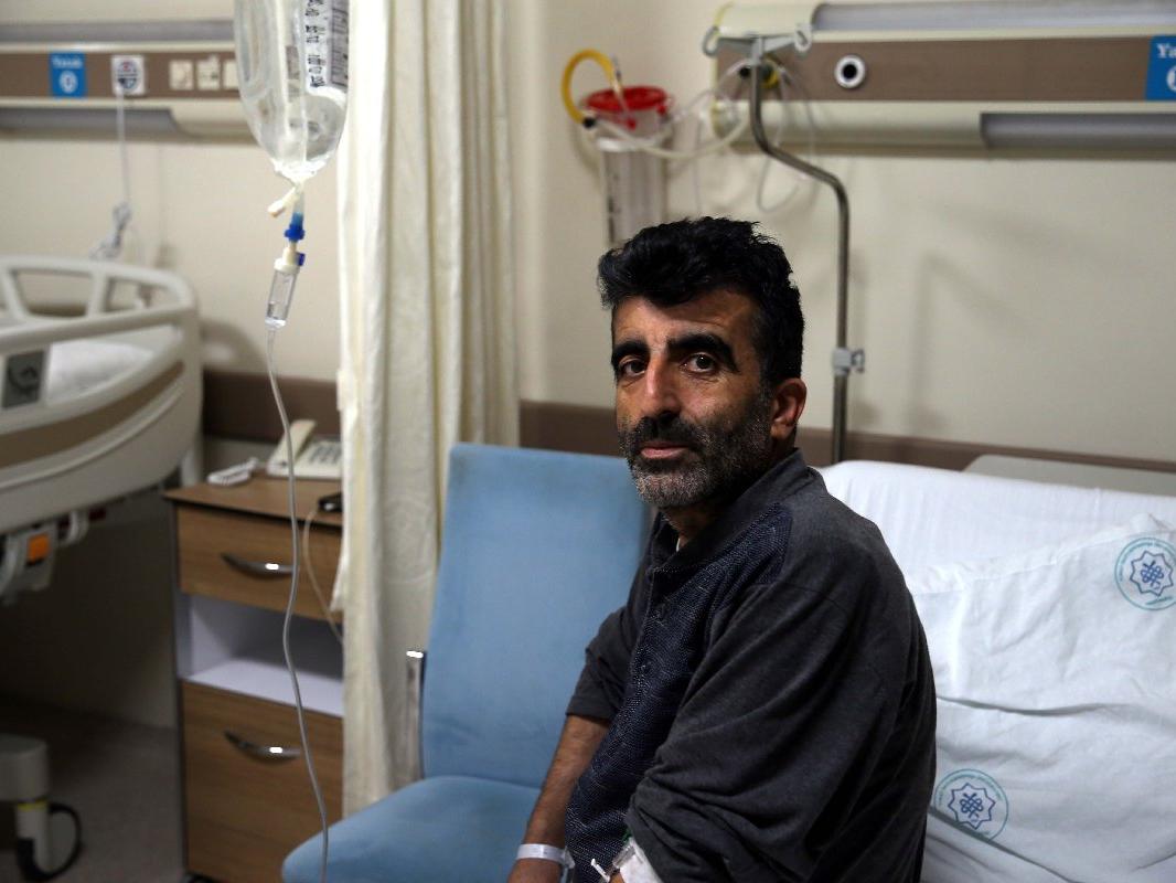 Karnından ameliyatla 13 kilogram kitle alındı