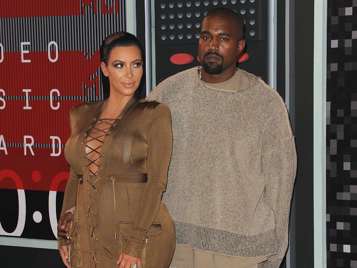 Kanye West ve Kim Kardashian sonunda boşandı, nafaka miktarı merak konusu oldu