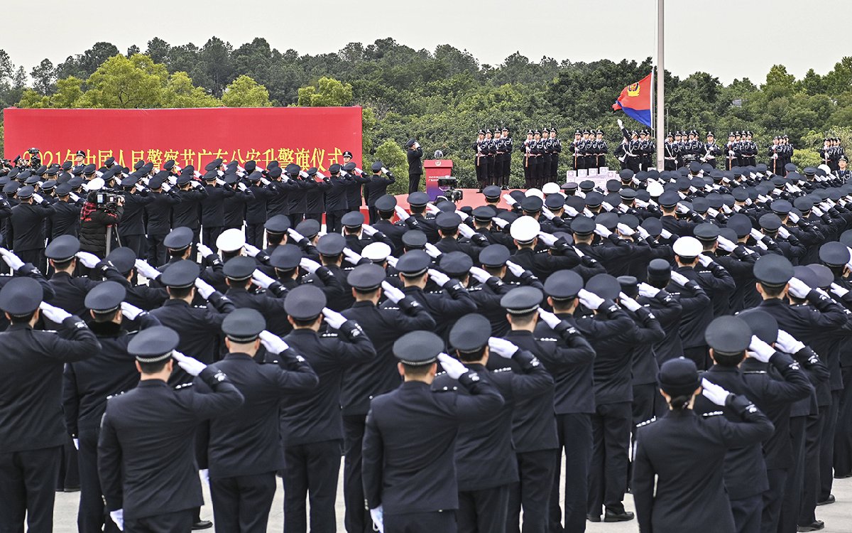 Çin dünyanın dört bir yanında 'polis merkezi' kurdu, nedeni ise çok çarpıcı