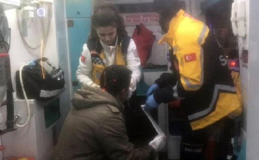 Mesai arkadaşının kulağını kesti, serbest kaldı