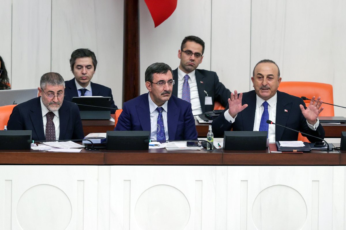 Devletin işi, Nureddin Nebati'nin gözlerine kaldı