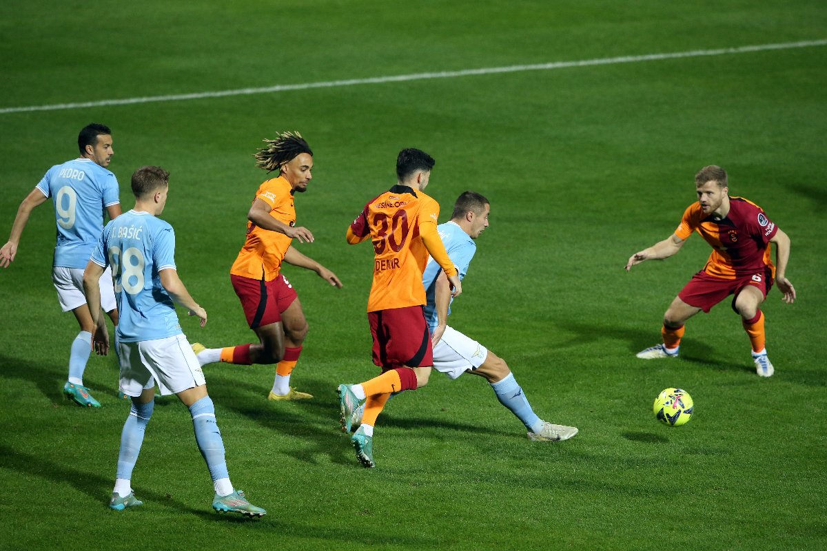 Galatasaray hazırlık maçında Lazio'ya kaybetti