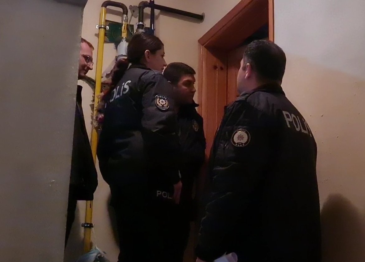 Daireyi boşaltması için gürültü yapan ev sahibi gözaltına alındı