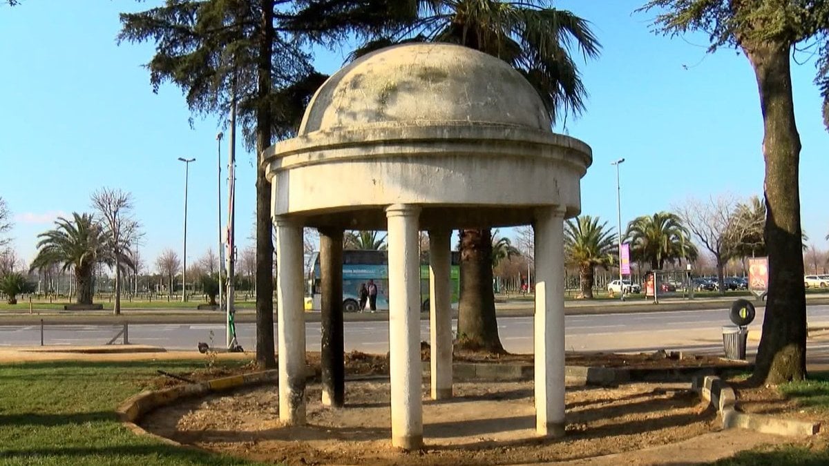Bakireler Tapınağı'na zarar verdiler