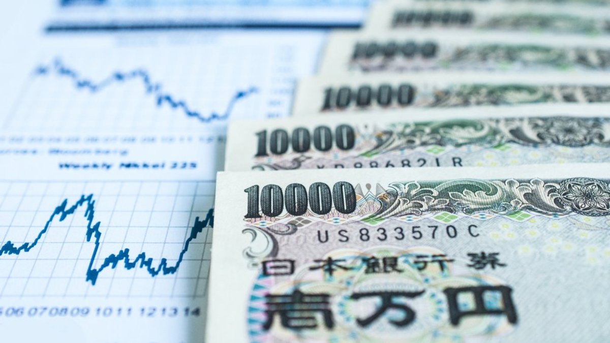Japonya Merkez Bankası artan ücretler ve azalan deflasyon risklerini gündeme aldı