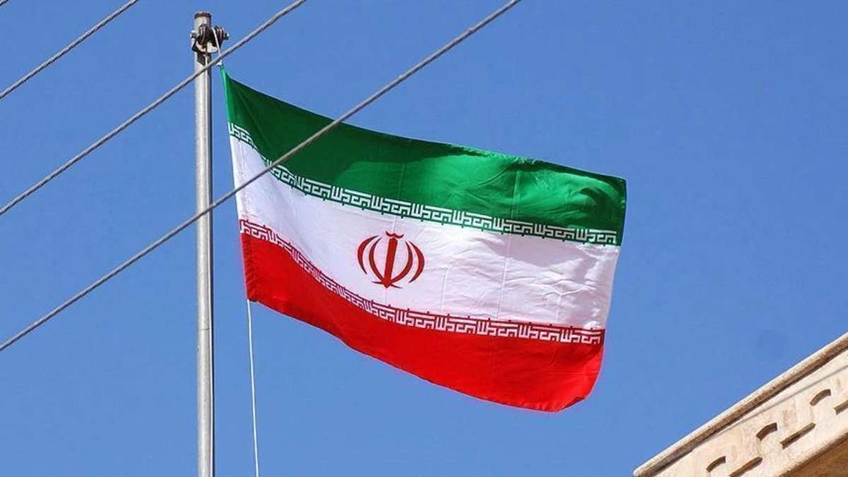 İran, Fransa'ya nota verdi
