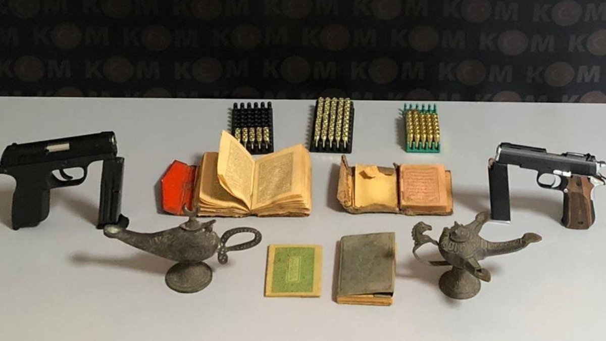 El yazması dört Kur'an-ı Kerim ele geçirildi