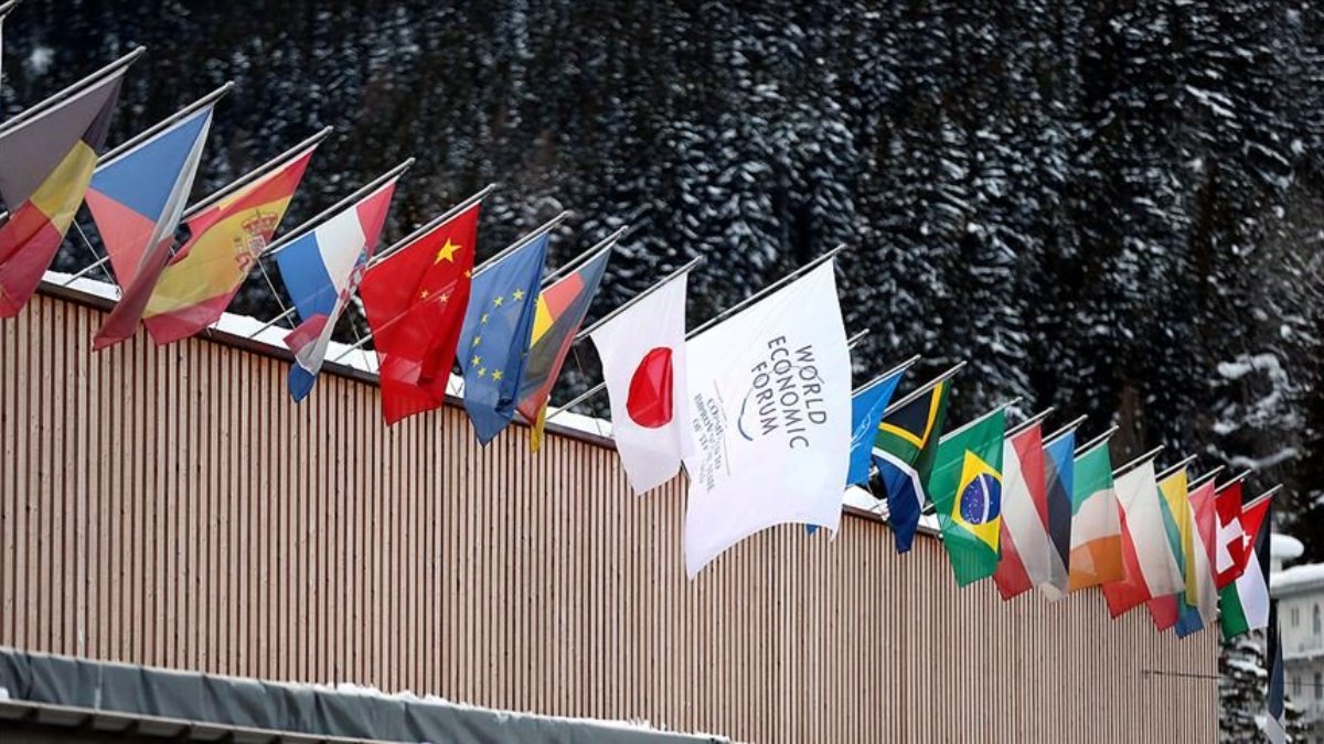 Davos'a katılan ekonomistlerin üçte ikisi küresel resesyon bekliyor