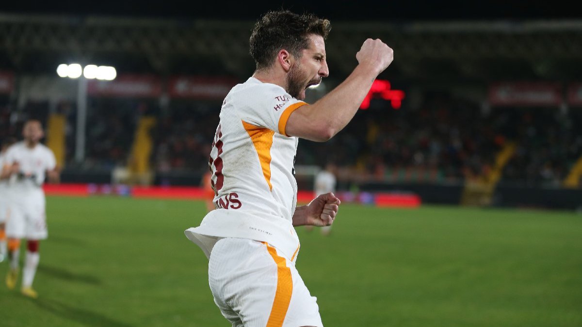 Galatasaray, Alanyaspor'u Dries Mertens'le devirdi, Türkiye Kupası'nda çeyrek finale yükseldi