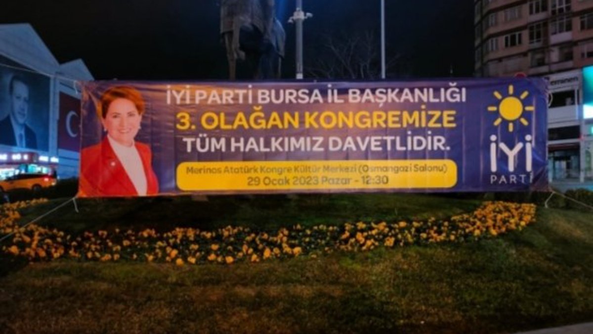 İYİ Partili Türkoğlu: Bursa'da partinin kongre afişleri toplatıldı