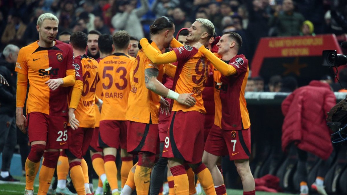 Galatasaray Ümraniyespor'u zor da olsa geçti tarihi rekor kırıldı