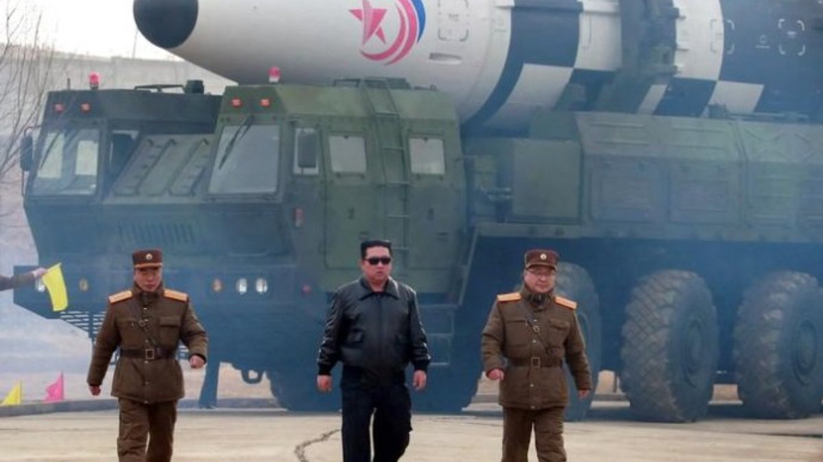 Kuzey Kore'den ABD'ye: 'Ezici nükleer güçle vururuz'