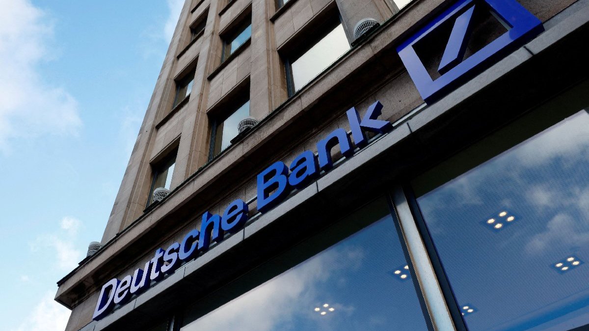 Deutsche Bank'tan son 15 yılın en yüksek kârı