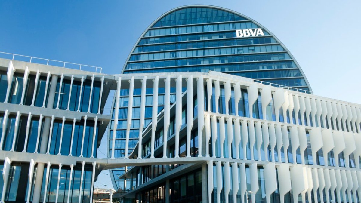 Rekor kâr açıklayan İspanyol bankalarına 'ipotekleri dondurun' çağrısı