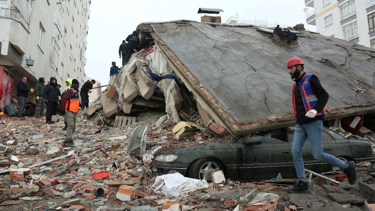 ABD'den korkutan açıklama: Son 10 yılın en ölümcül depremi olabilir