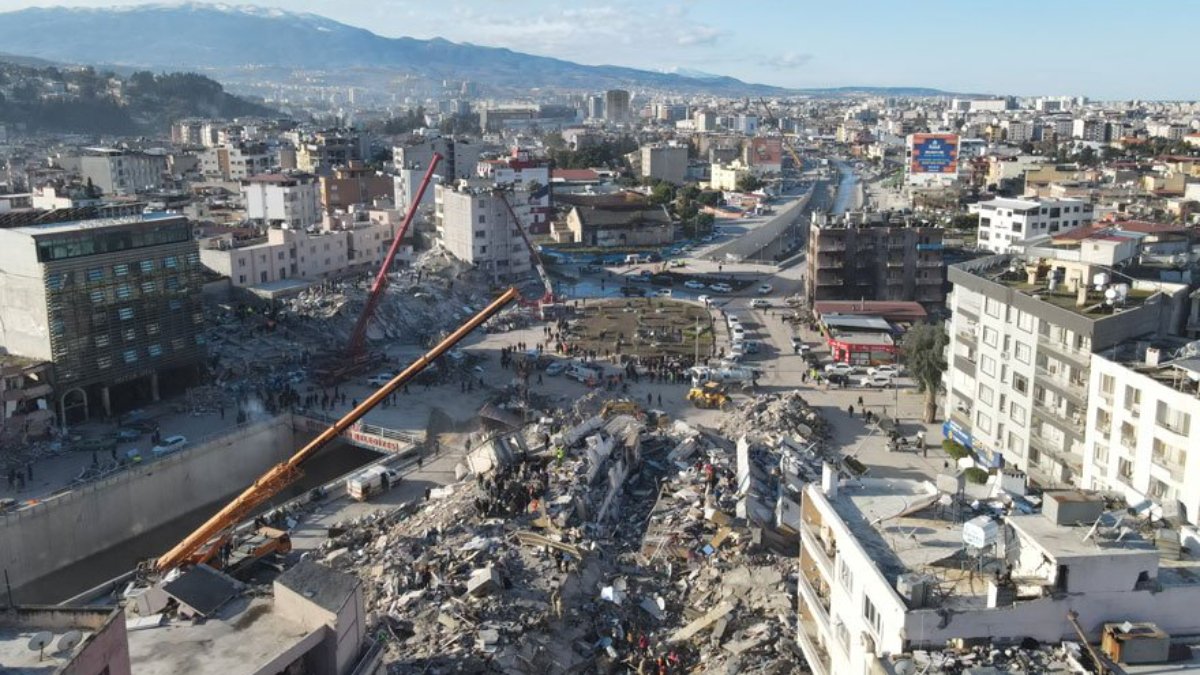 DSÖ'den deprem kararı: 3. seviye acil durum ilan edildi