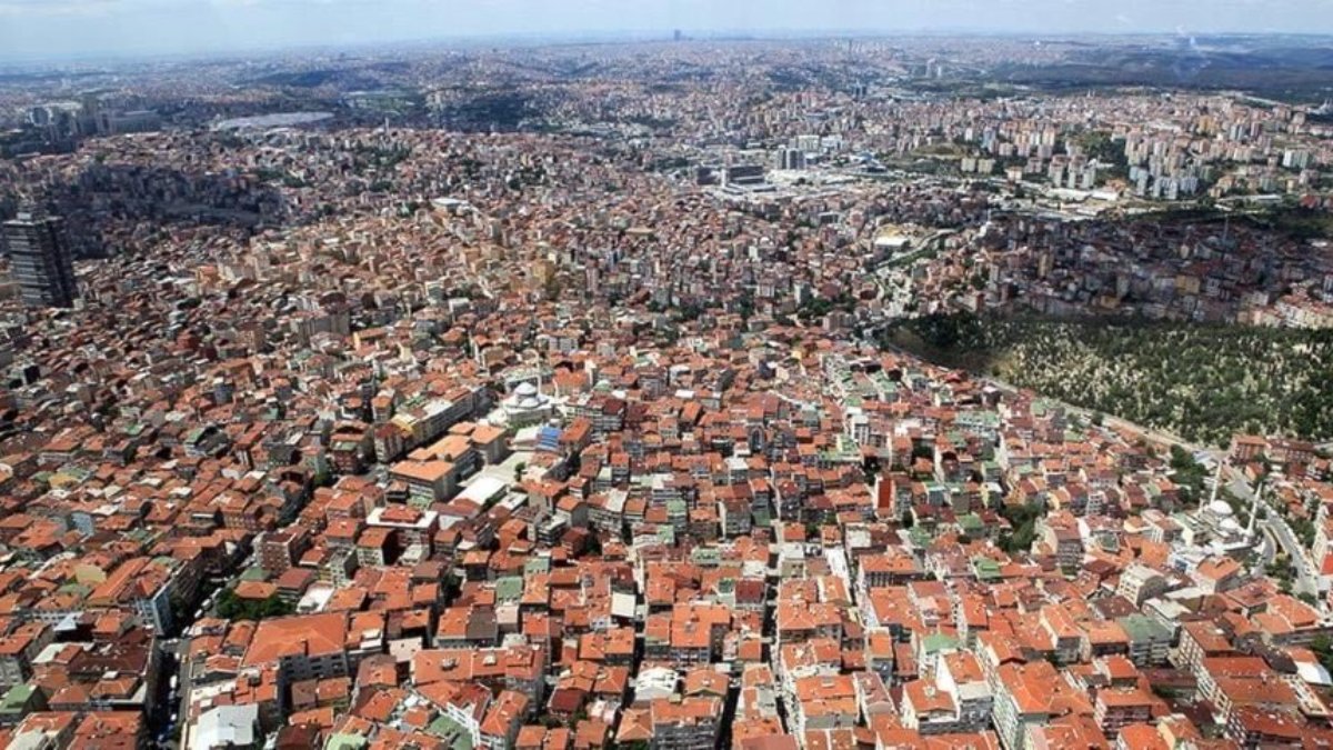 İstanbul'da kaç bina deprem riski altında?