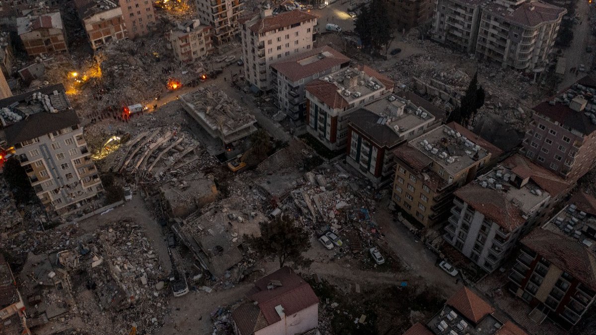 The Economist: Türkiye'deki depremler inşaat dolandırıcılığının ölümcül boyutlarını gösteriyor