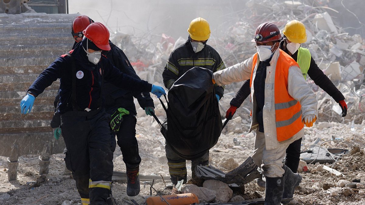 Kahramanmaraş depremlerinde can kaybı 43 bini geçti